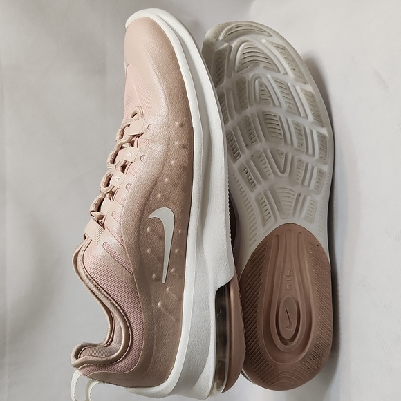 Nike Air Max Axis Running sneakers (womens size 8.5) - Picture 5 of 13